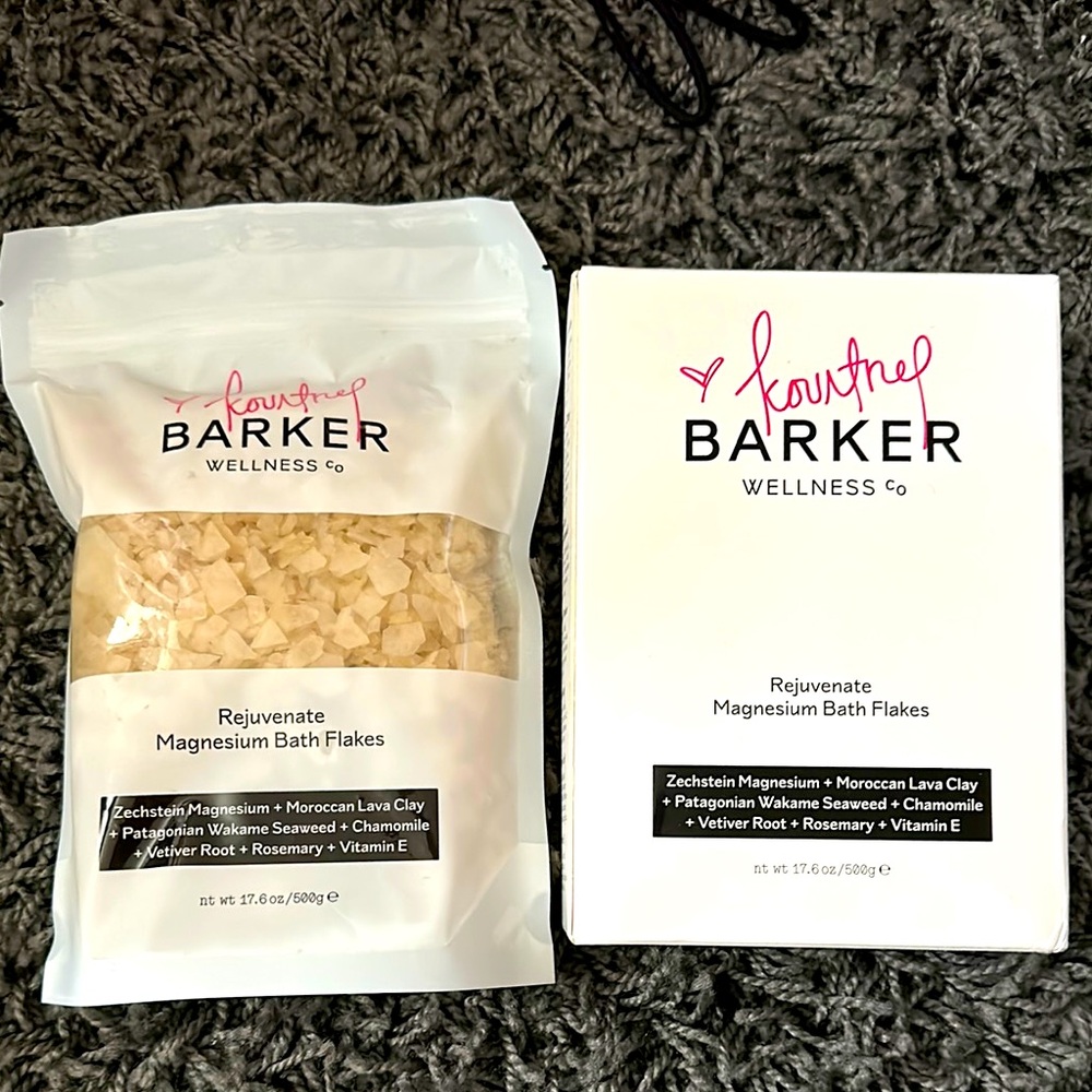 Kourtney Barker Wellness Co Rejuvenate Magnesium Bath Flakes
New